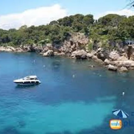 Apartment Le St Jean 48 Chemin Des Autrichiens Antibes